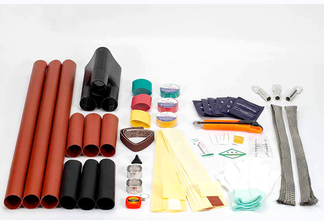 Terminazioni del cavo restringente di calore per cavi di alimentazione